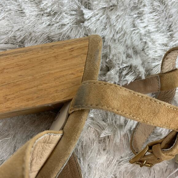 RAYE Gold Tan Suede Wood Heels Revolve Sz  8.5 - Picture 7 of 9